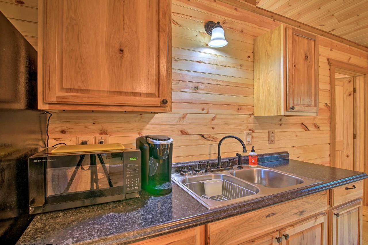 Rustic-Chic Country Cabin - 10 Mi To Main Street! Fredericksburg Dış mekan fotoğraf