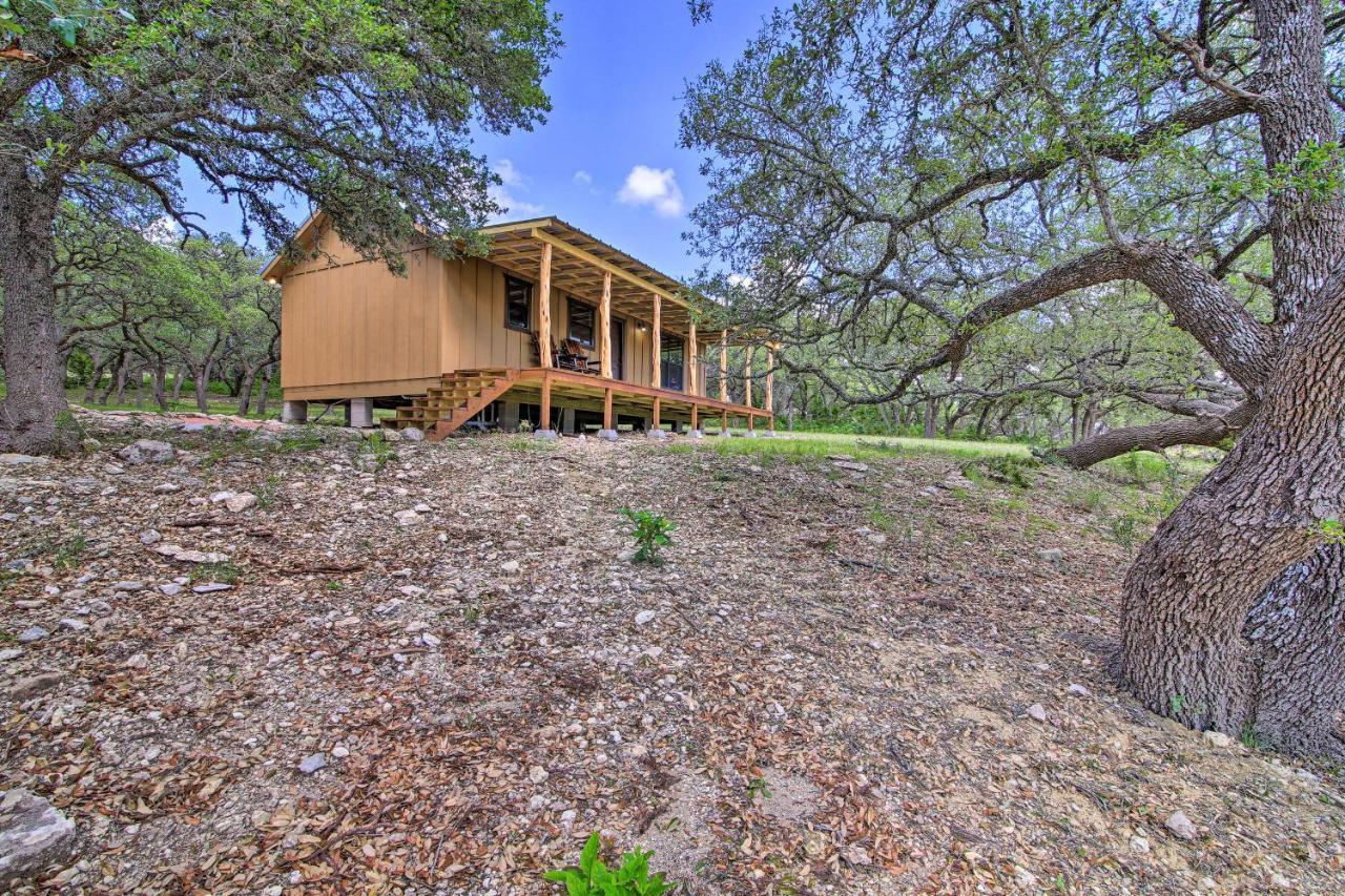 Rustic-Chic Country Cabin - 10 Mi To Main Street! Fredericksburg Dış mekan fotoğraf